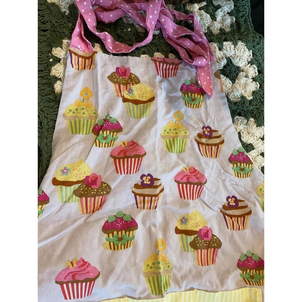 Flirty Aprons Cupcake Apron with Ruffle Trim One Size - Picture 2 of 9